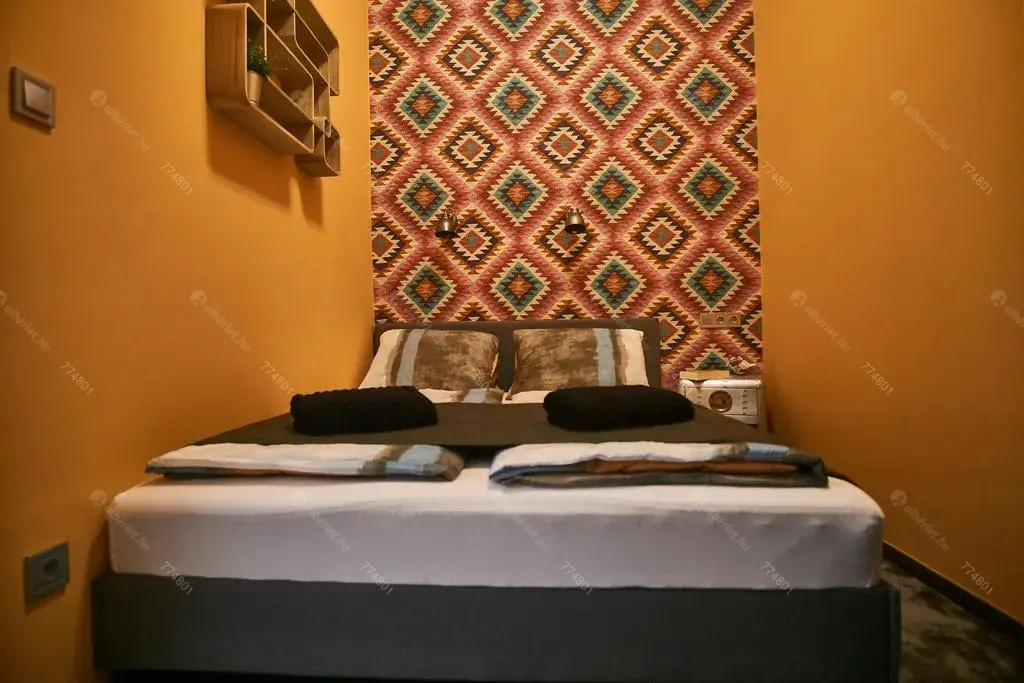 Kiadó albérlet 220000 Ft/hó áron: Budapest, VI. kerület  Weiner Leó utca. Mérete: 30 nm, 1 szobás | Alberlet.hu - 6655948