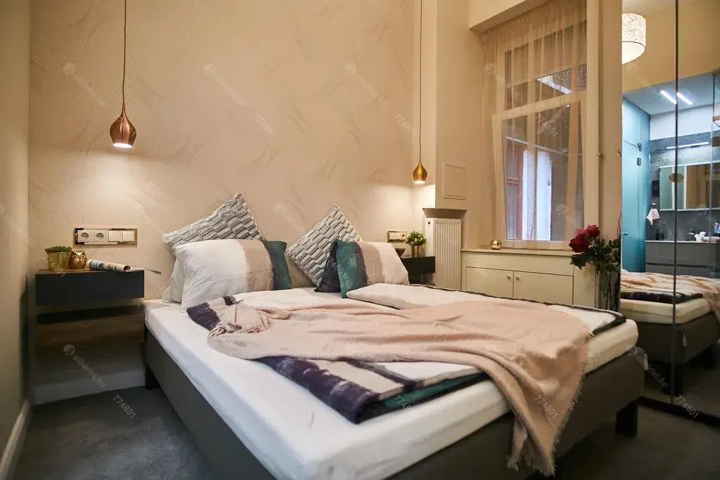 Kiadó albérlet 220000 Ft/hó áron: Budapest, VI. kerület  Weiner Leó utca. Mérete: 30 nm, 1 szobás | Alberlet.hu - 6655950