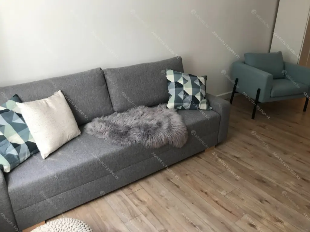 Kiadó albérlet 280000 Ft/hó áron: Budapest, VI. kerület  Weiner Leó utca. Mérete: 35 nm, 1 szobás | Alberlet.hu - 6704476