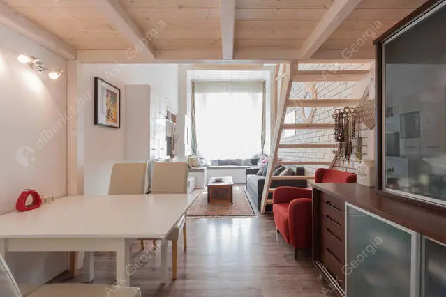 Kiadó albérlet 289000 Ft/hó áron: Budapest, VI. kerület  Weiner Leó utca. Mérete: 40 nm, 1 szobás | Alberlet.hu - 4891918