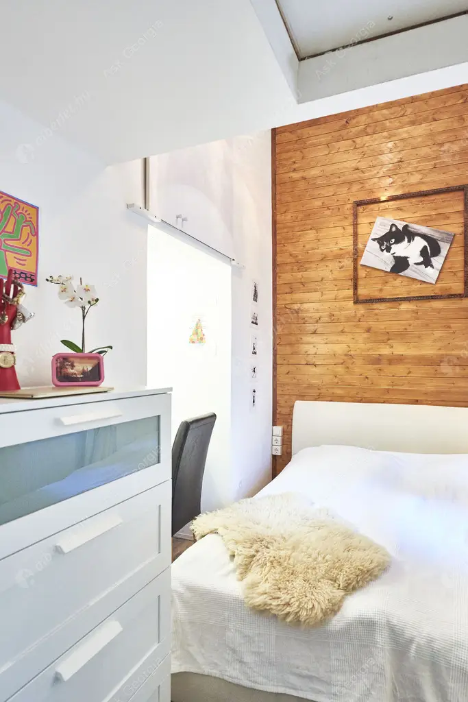 Kiadó albérlet 289000 Ft/hó áron: Budapest, VI. kerület  Weiner Leó utca. Mérete: 40 nm, 1 szobás | Alberlet.hu - 4891920