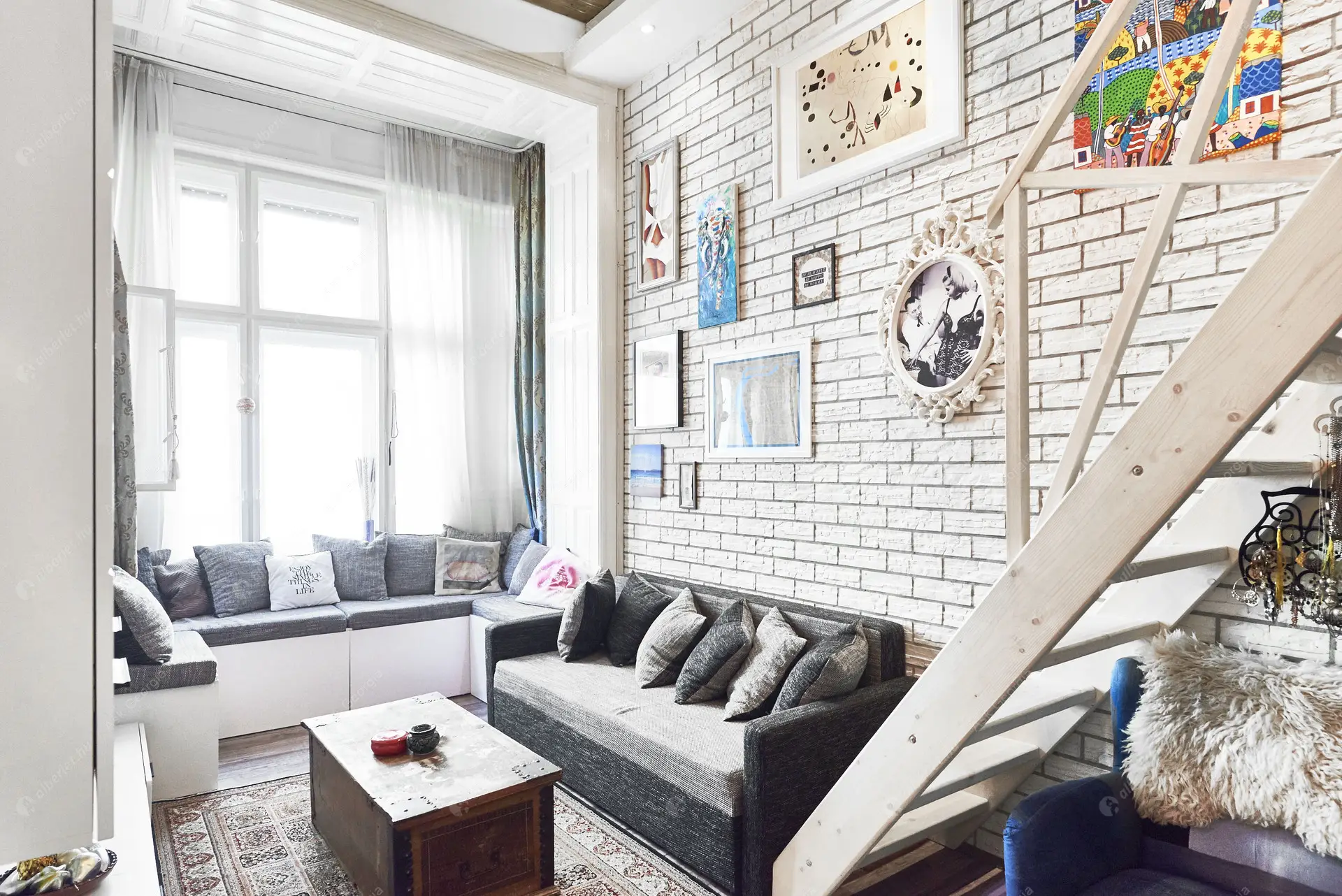 Kiadó albérlet 289000 Ft/hó áron: Budapest, VI. kerület  Weiner Leó utca. Mérete: 40 nm, 1 szobás | Alberlet.hu - 6071371