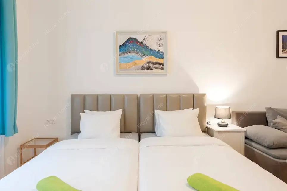 Kiadó albérlet 450000 Ft/hó áron: Budapest, VI. kerület  Weiner Leó utca. Mérete: 80 nm, 4 szobás | Alberlet.hu - 6629230