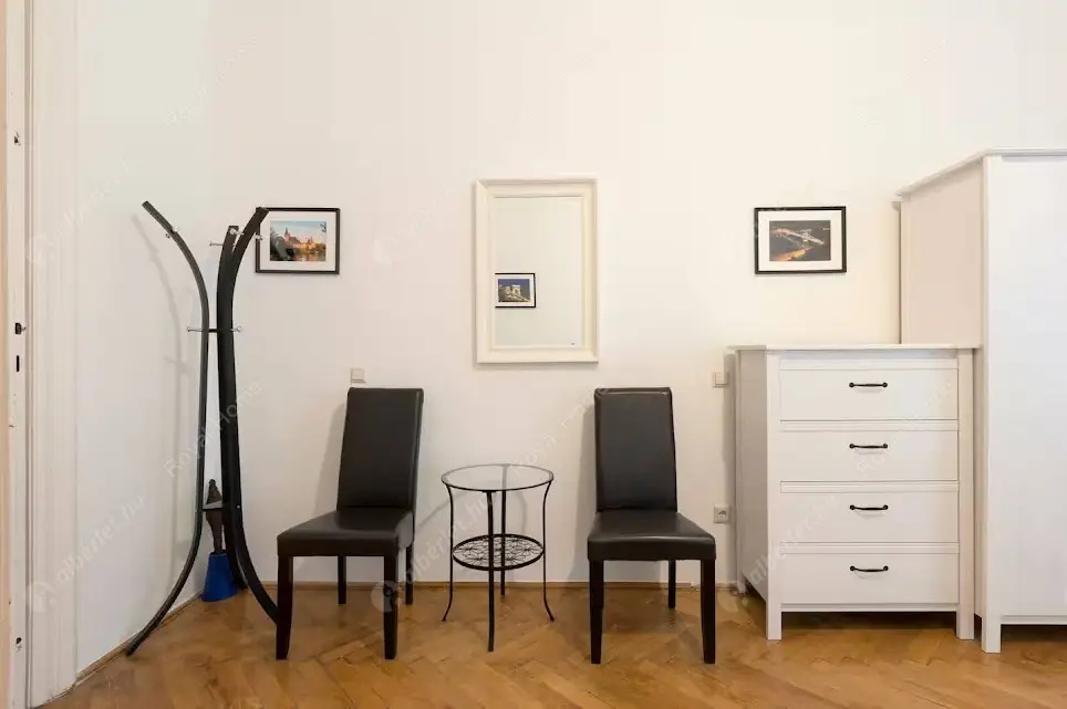 Kiadó albérlet 450000 Ft/hó áron: Budapest, VI. kerület  Weiner Leó utca. Mérete: 80 nm, 4 szobás | Alberlet.hu - 6629239