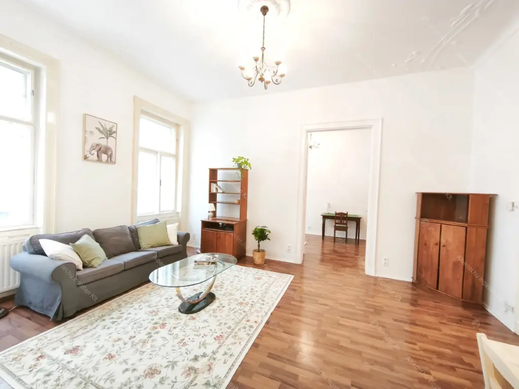 Kiadó albérlet 340000 Ft/hó áron: Budapest, VI. kerület  Weiner Leó utca. Mérete: 86 nm, 3 szobás | Alberlet.hu - 6676833