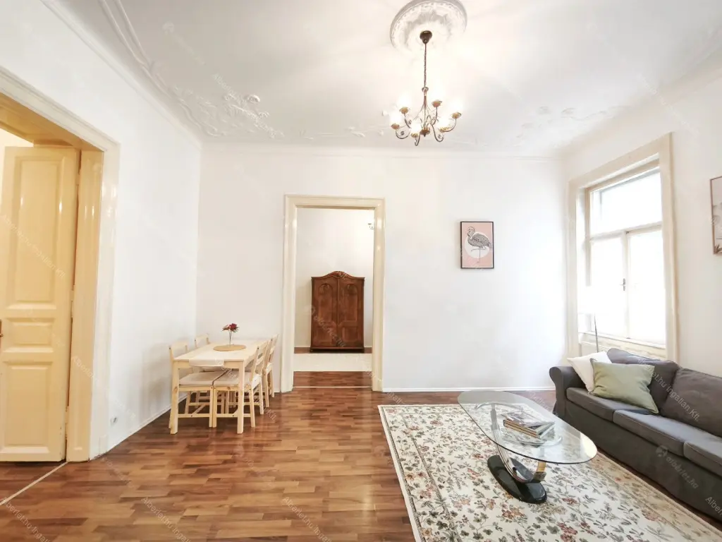 Kiadó albérlet 340000 Ft/hó áron: Budapest, VI. kerület  Weiner Leó utca. Mérete: 86 nm, 3 szobás | Alberlet.hu - 6676848