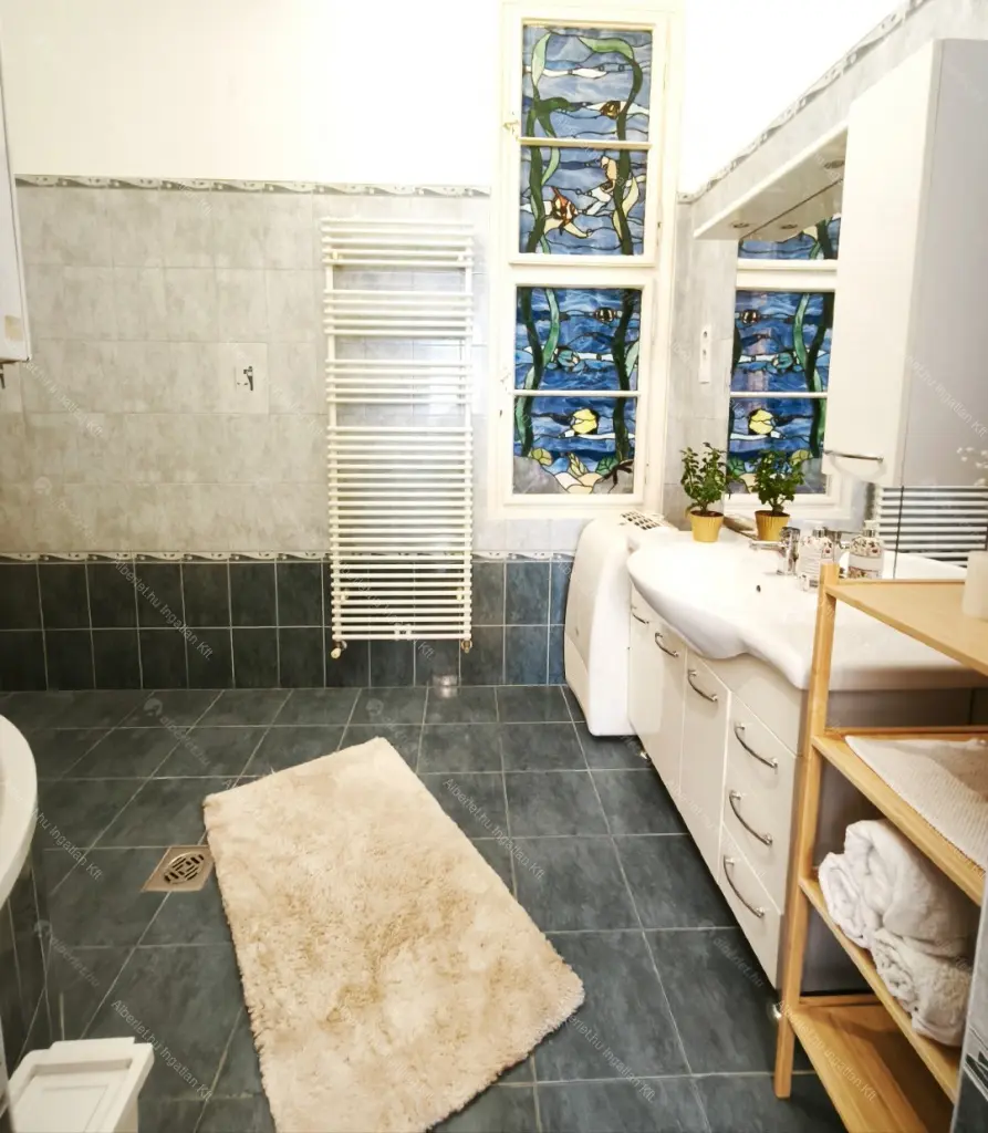 Kiadó albérlet 340000 Ft/hó áron: Budapest, VI. kerület  Weiner Leó utca. Mérete: 86 nm, 3 szobás | Alberlet.hu - 6676855