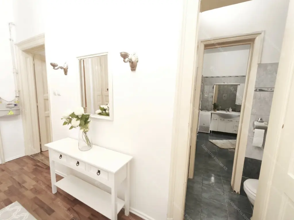 Kiadó albérlet 340000 Ft/hó áron: Budapest, VI. kerület  Weiner Leó utca. Mérete: 86 nm, 3 szobás | Alberlet.hu - 6676859