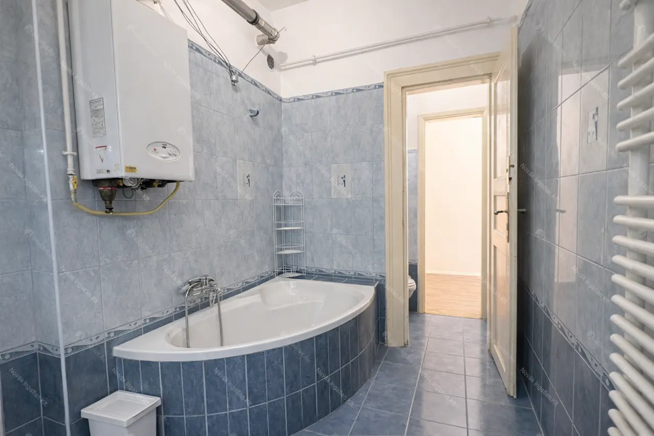 Kiadó albérlet 340000 Ft/hó áron: Budapest, VI. kerület  Weiner Leó utca. Mérete: 86 nm, 3 szobás | Alberlet.hu - 6676963