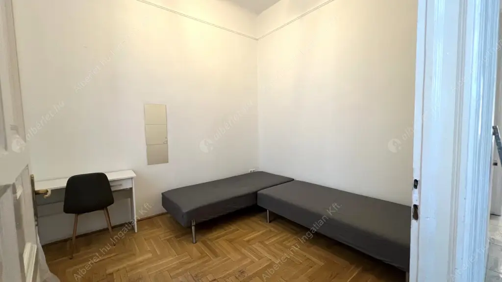 Kiadó albérlet 350000 Ft/hó áron: Budapest, VI. kerület  Weiner Leó utca. Mérete: 90 nm, 4 szobás | Alberlet.hu - 6564165