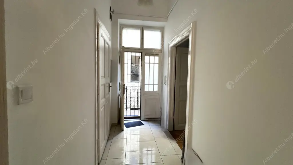 Kiadó albérlet 350000 Ft/hó áron: Budapest, VI. kerület  Weiner Leó utca. Mérete: 90 nm, 4 szobás | Alberlet.hu - 6564167