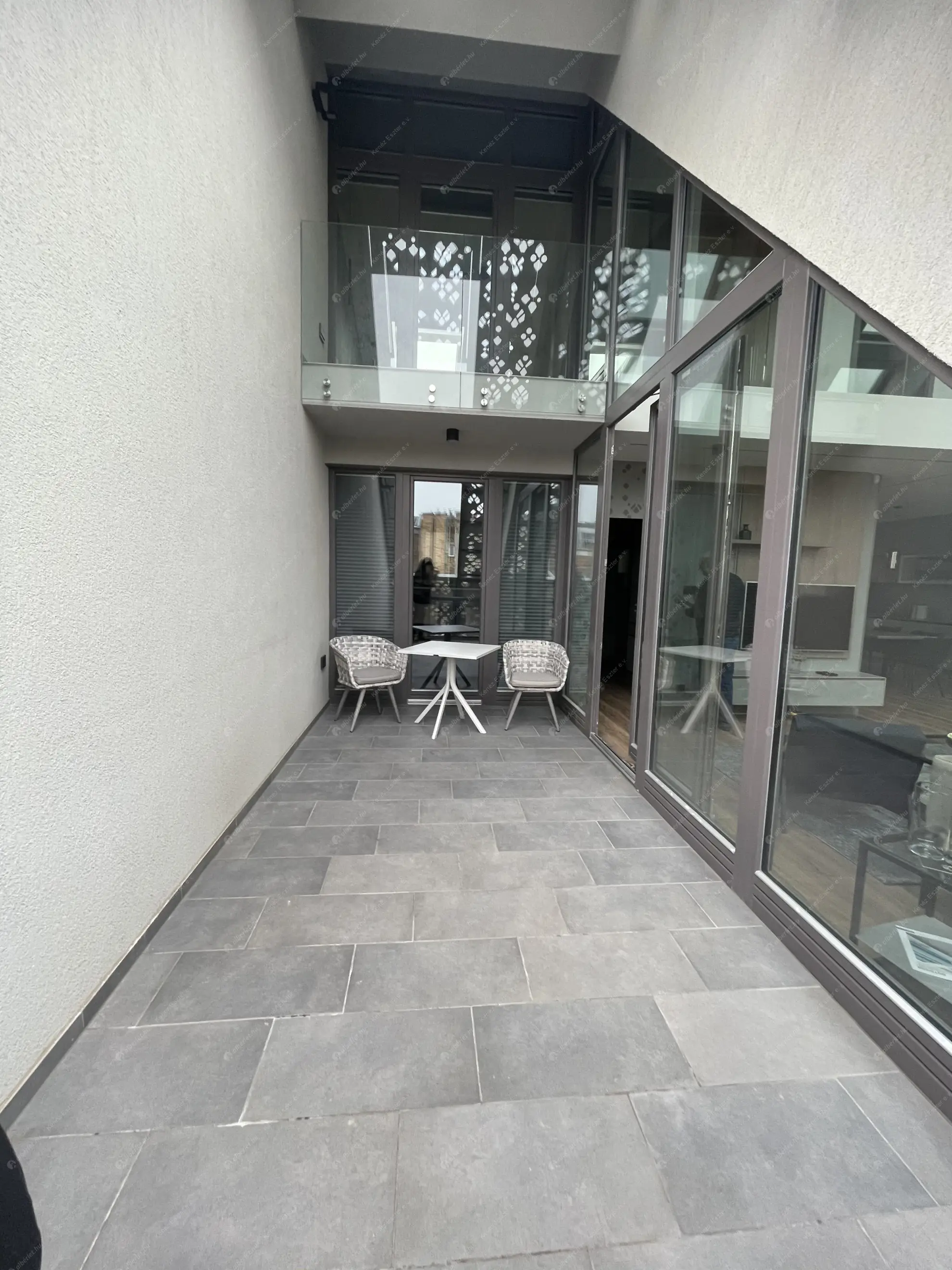 Kiadó albérlet 1524000 Ft/hó áron: Budapest, VI. kerület  Zichy Jenő utca. Mérete: 140 nm, 4 szobás | Alberlet.hu - 6620629