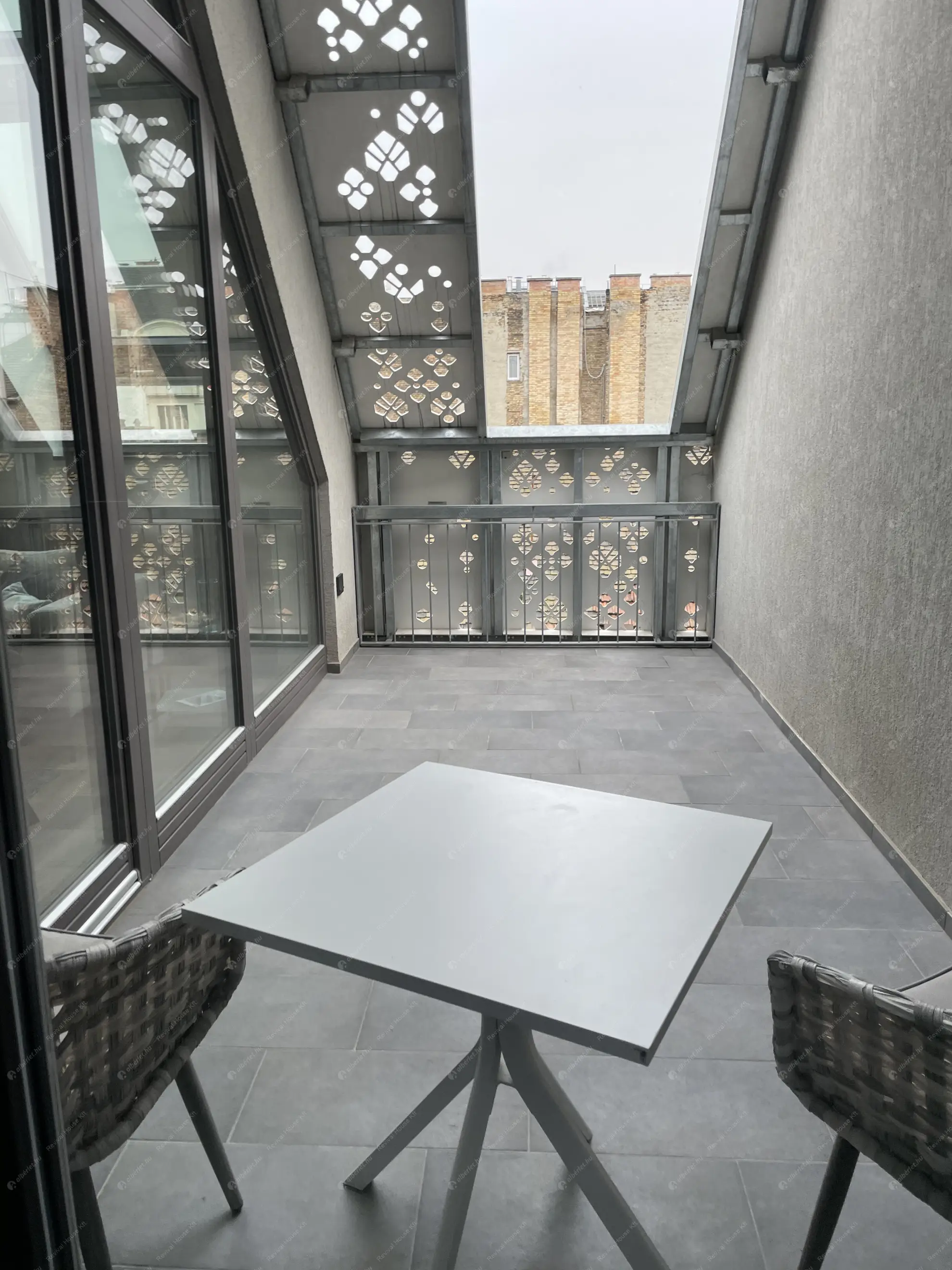 Kiadó albérlet 1490000 Ft/hó áron: Budapest, VI. kerület  Zichy Jenő utca. Mérete: 140 nm, 4 szobás | Alberlet.hu - 6631145