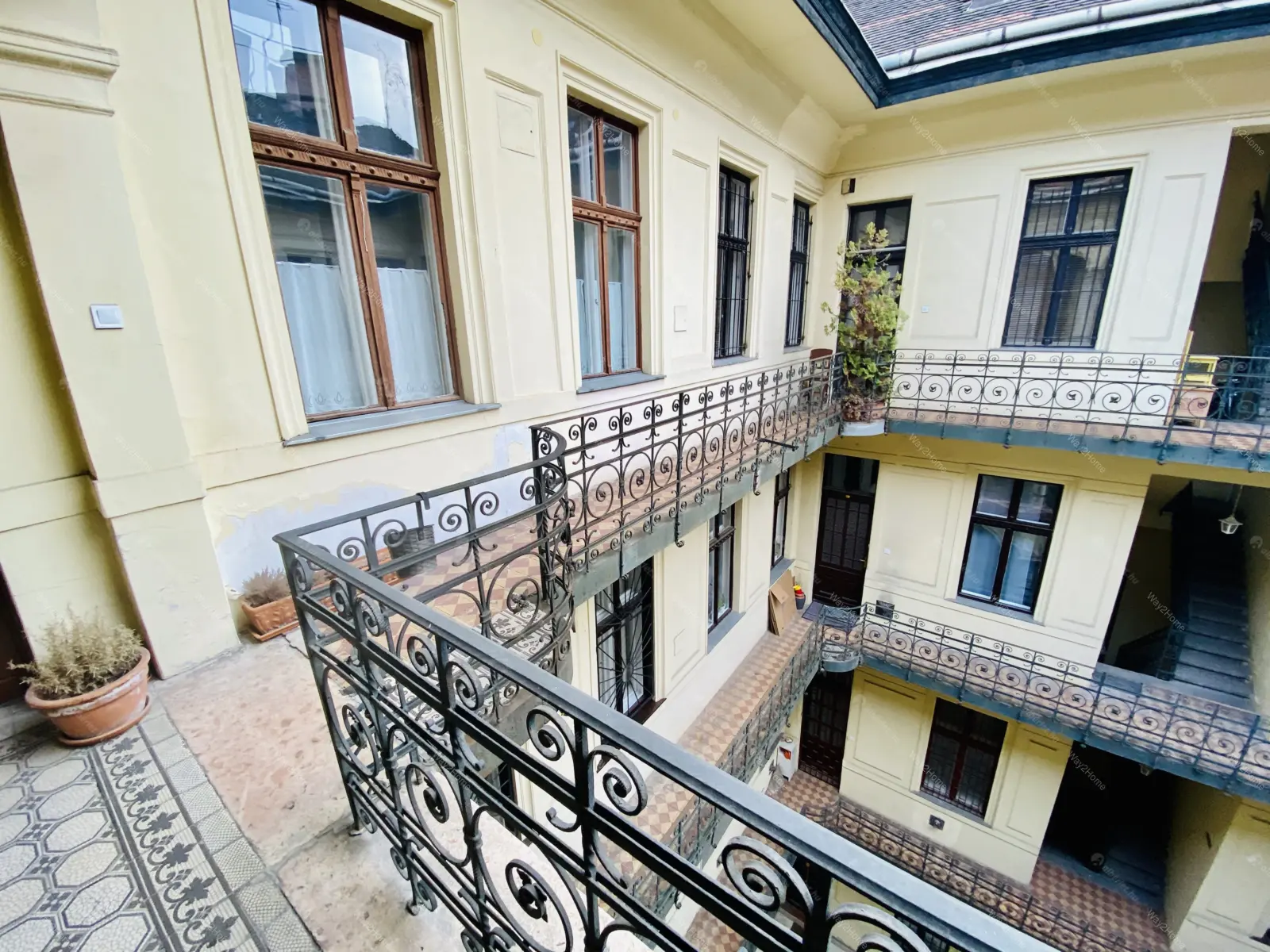 Kiadó albérlet 290000 Ft/hó áron: Budapest, VI. kerület  Zichy Jenő utca. Mérete: 65 nm, 3 szobás | Alberlet.hu - 6660920