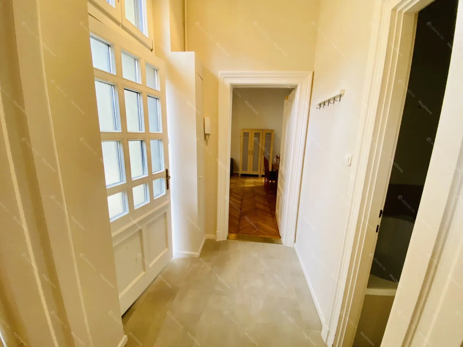 Kiadó albérlet 290000 Ft/hó áron: Budapest, VI. kerület  Zichy Jenő utca. Mérete: 65 nm, 3 szobás | Alberlet.hu - 6660929