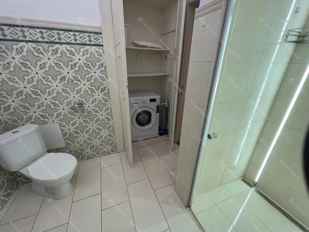 Kiadó albérlet 270000 Ft/hó áron: Budapest, VI. kerület  Zichy Jenő utca. Mérete: 77 nm, 2 szobás | Alberlet.hu - 6669272