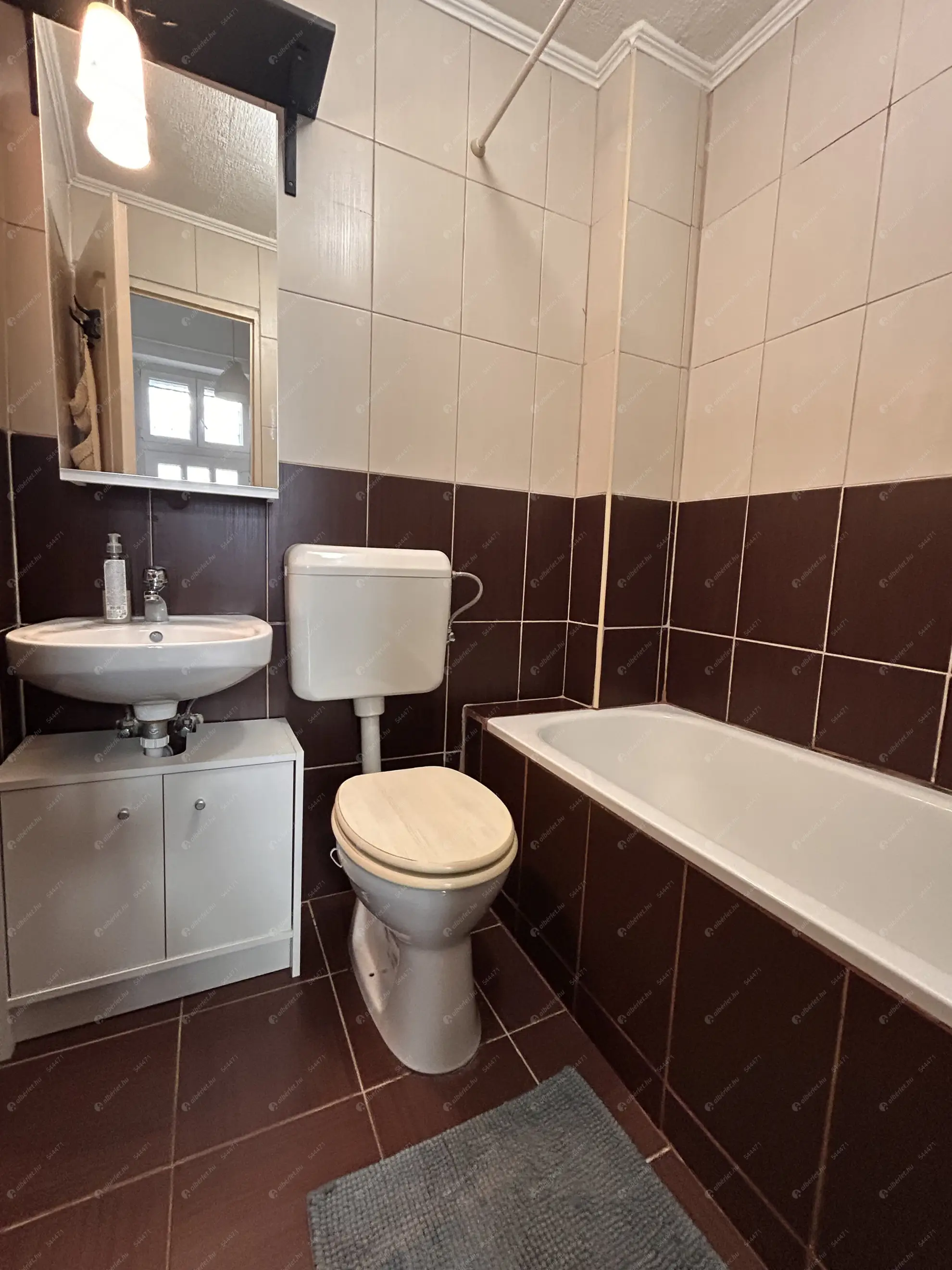 Kiadó albérlet 160000 Ft/hó áron: Budapest, VII. kerület  Akácfa utca. Mérete: 25 nm, 1 szobás | Alberlet.hu - 6571715