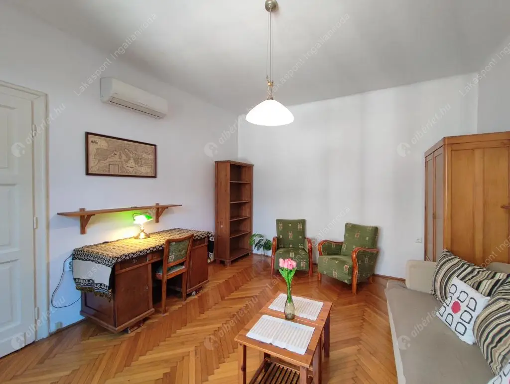 Kiadó albérlet 210000 Ft/hó áron: Budapest, VII. kerület  Akácfa utca. Mérete: 44 nm, 1 szobás | Alberlet.hu - 6534264