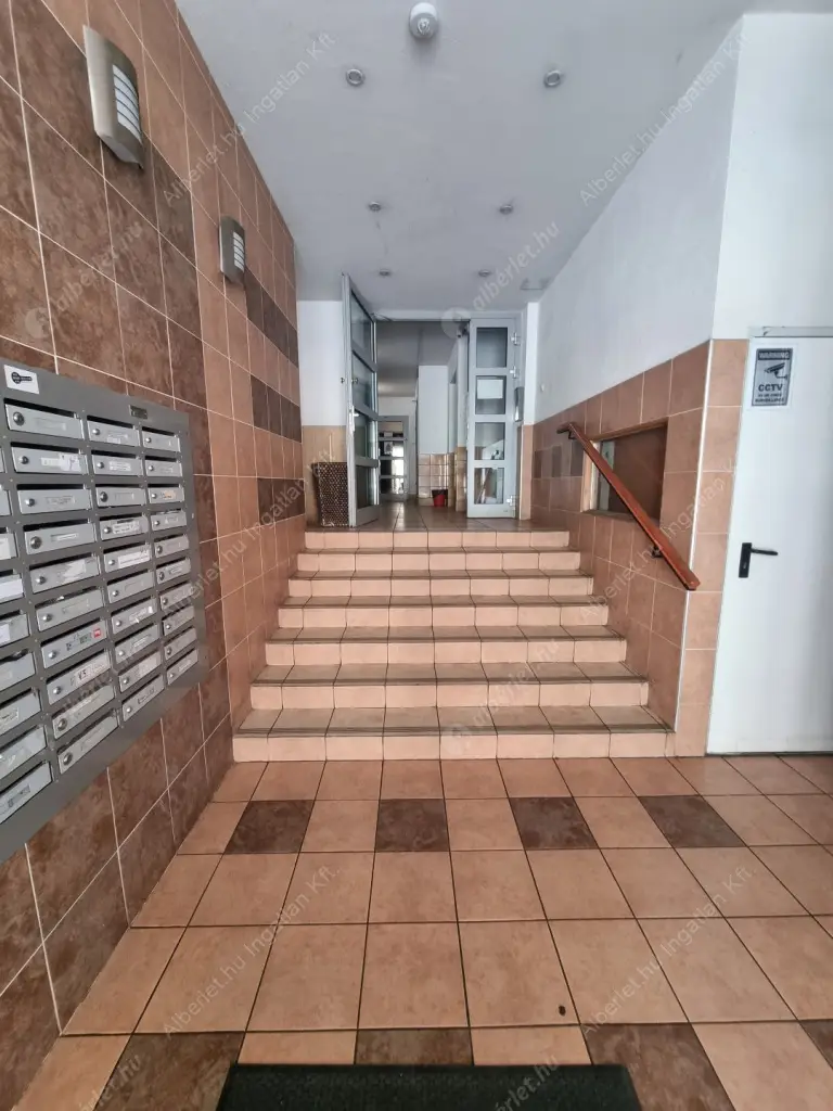 Kiadó albérlet 250000 Ft/hó áron: Budapest, VII. kerület  Akácfa utca. Mérete: 48 nm, 2 szobás | Alberlet.hu - 6583864