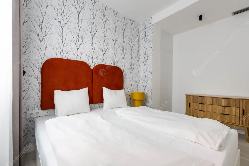 Kiadó albérlet 621000 Ft/hó áron: Budapest, VII. kerület  Akácfa utca. Mérete: 79 nm, 3 szobás | Alberlet.hu - 6554309