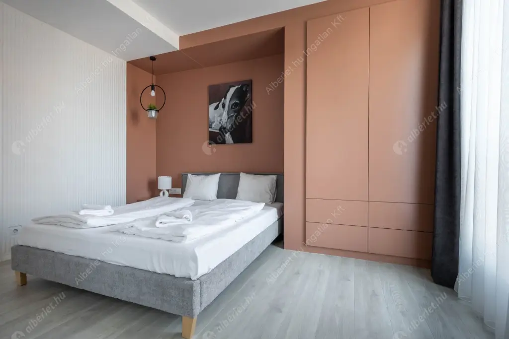 Kiadó albérlet 621000 Ft/hó áron: Budapest, VII. kerület  Akácfa utca. Mérete: 79 nm, 3 szobás | Alberlet.hu - 6554314