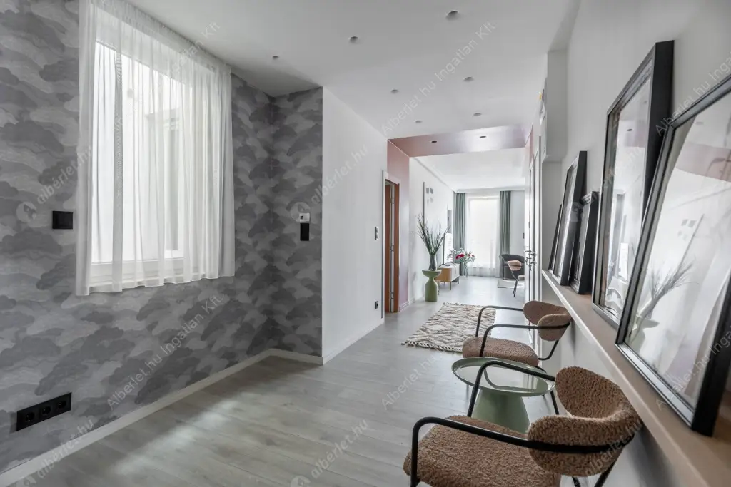 Kiadó albérlet 621000 Ft/hó áron: Budapest, VII. kerület  Akácfa utca. Mérete: 79 nm, 3 szobás | Alberlet.hu - 6554317