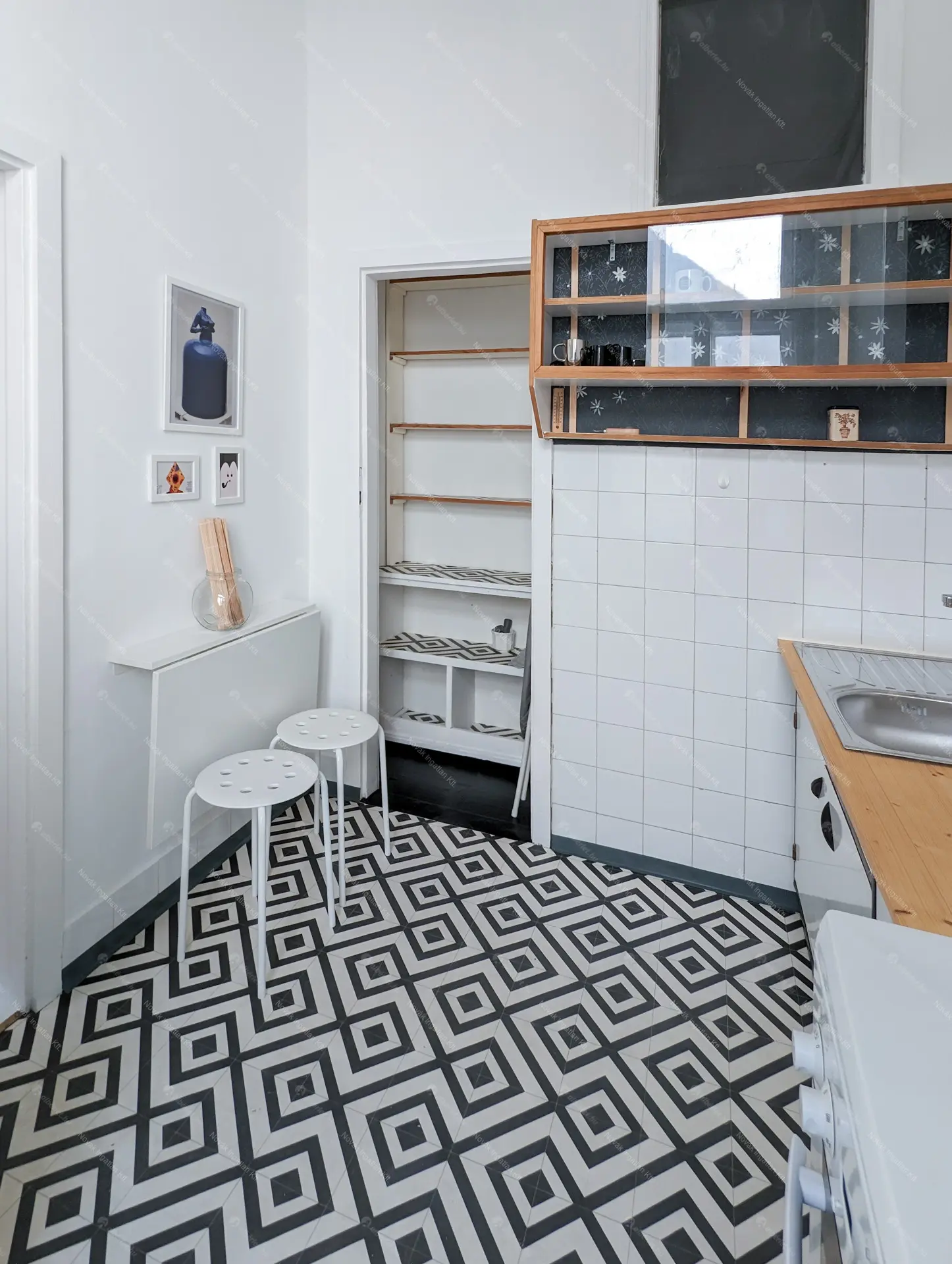 Kiadó albérlet 230000 Ft/hó áron: Budapest, VII. kerület  Almássy tér. Mérete: 40 nm, 1 szobás | Alberlet.hu - 6650244