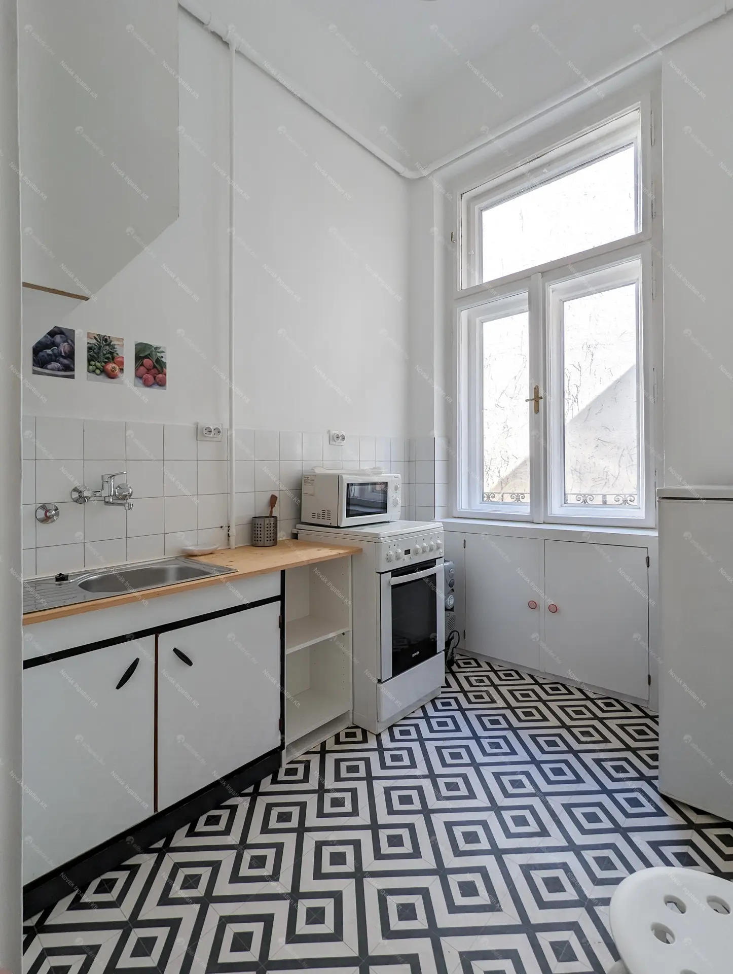 Kiadó albérlet 230000 Ft/hó áron: Budapest, VII. kerület  Almássy tér. Mérete: 40 nm, 1 szobás | Alberlet.hu - 6650247