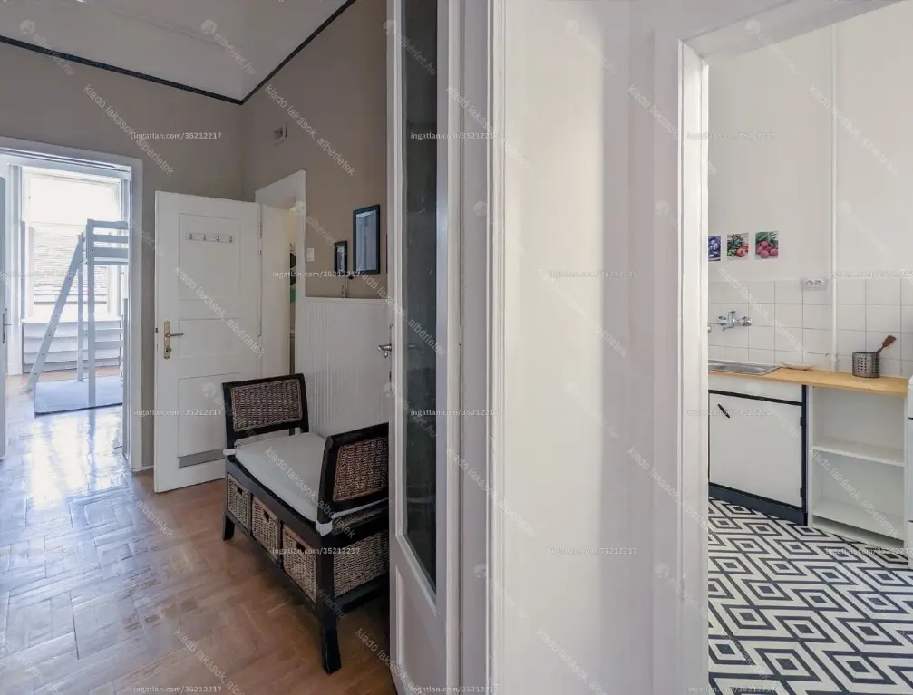 Kiadó albérlet 220000 Ft/hó áron: Budapest, VII. kerület  Almássy utca. Mérete: 40 nm, 1 szobás | Alberlet.hu - 6653560