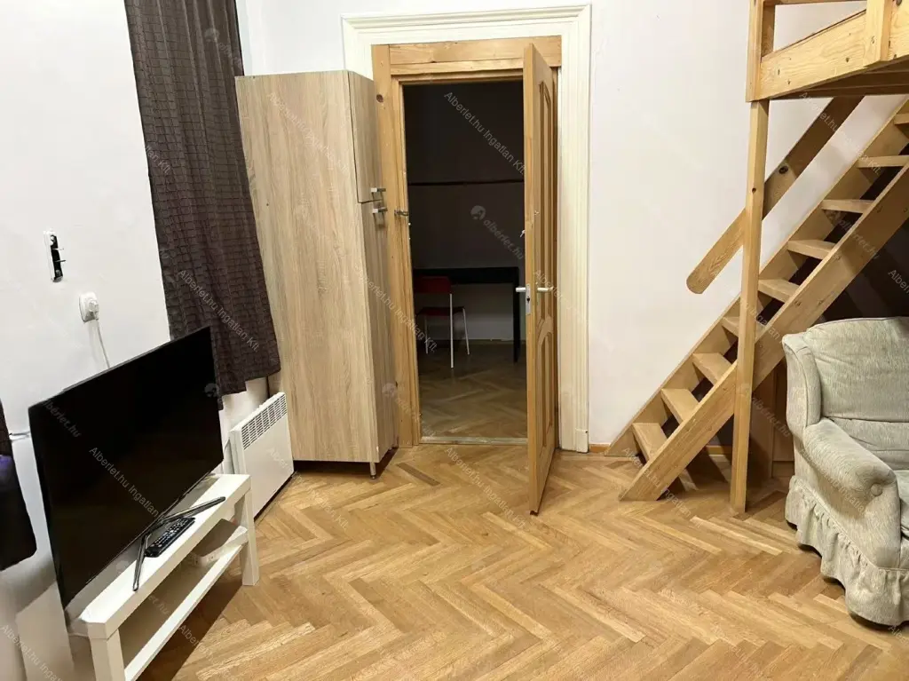 Kiadó albérlet 240000 Ft/hó áron: Budapest, VII. kerület  Almássy utca. Mérete: 42 nm, 2 szobás | Alberlet.hu - 6668679