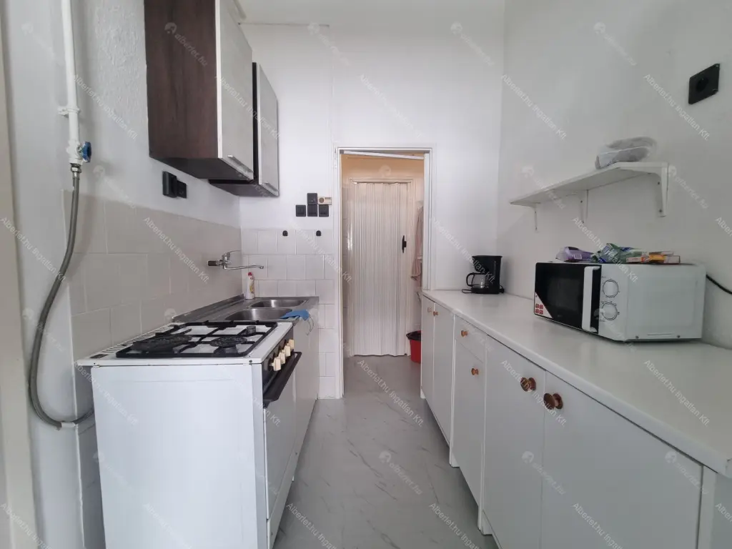 Kiadó albérlet 170000 Ft/hó áron: Budapest, VII. kerület  Alsó erdősor. Mérete: 34 nm, 1 szobás | Alberlet.hu - 6700667