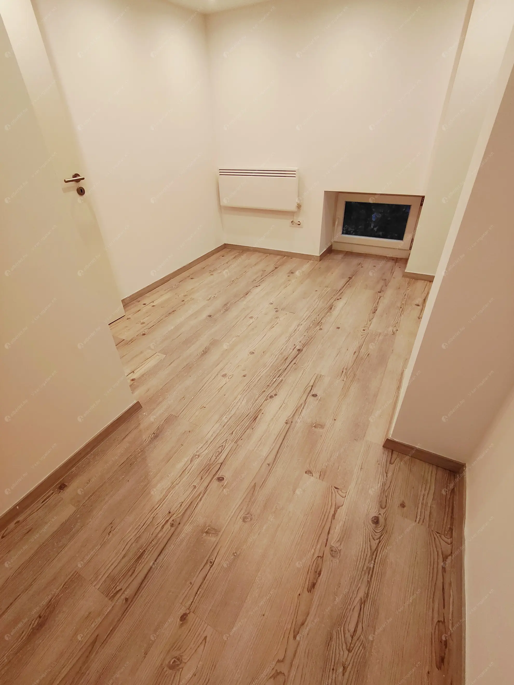 Kiadó albérlet 210000 Ft/hó áron: Budapest, VII. kerület  Alsó erdősor utca. Mérete: 50 nm, 1 szobás | Alberlet.hu - 6568690