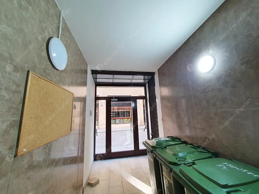 Kiadó albérlet 220000 Ft/hó áron: Budapest, VII. kerület  Asbóth utca. Mérete: 25 nm, 1 szobás | Alberlet.hu - 6632697