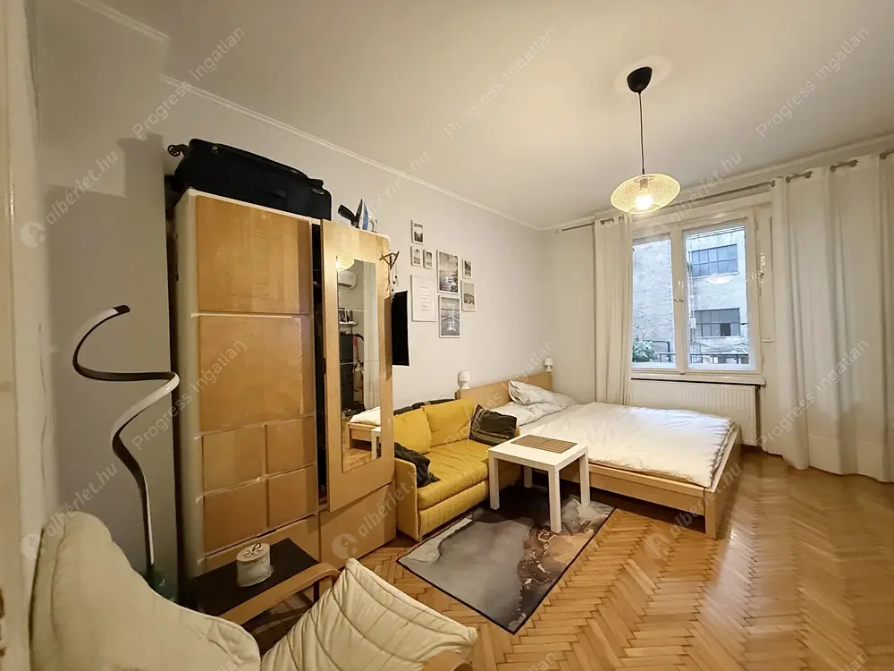 Kiadó albérlet 190000 Ft/hó áron: Budapest, VII. kerület  Asbóth utca. Mérete: 25 nm, 1 szobás | Alberlet.hu - 6638819