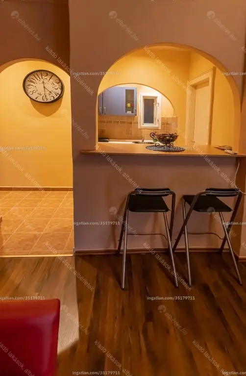 Kiadó albérlet 210000 Ft/hó áron: Budapest, VII. kerület  Asbóth utca. Mérete: 26 nm, 1 szobás | Alberlet.hu - 6649144