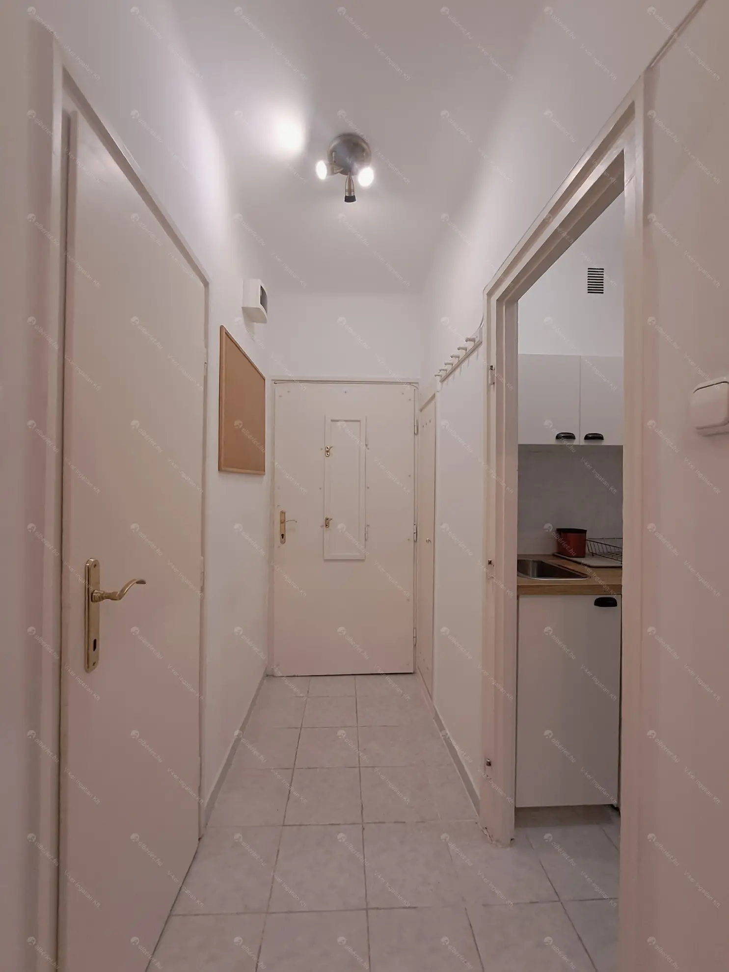 Kiadó albérlet 180000 Ft/hó áron: Budapest, VII. kerület  Bajza utca. Mérete: 40 nm, 1 szobás | Alberlet.hu - 6606799