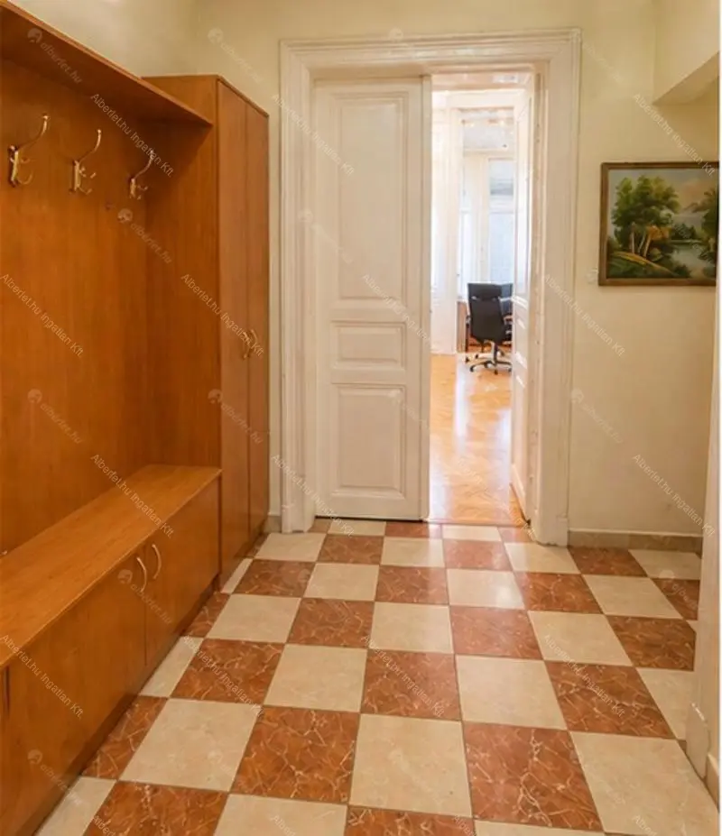 Kiadó albérlet 650000 Ft/hó áron: Budapest, VII. kerület  Baross tér. Mérete: 117 nm, 3 szobás | Alberlet.hu - 6708442