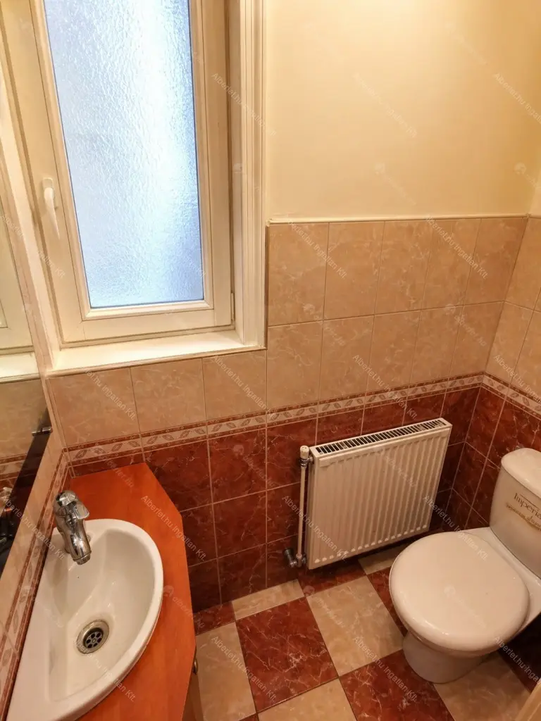 Kiadó albérlet 650000 Ft/hó áron: Budapest, VII. kerület  Baross tér. Mérete: 117 nm, 3 szobás | Alberlet.hu - 6708445