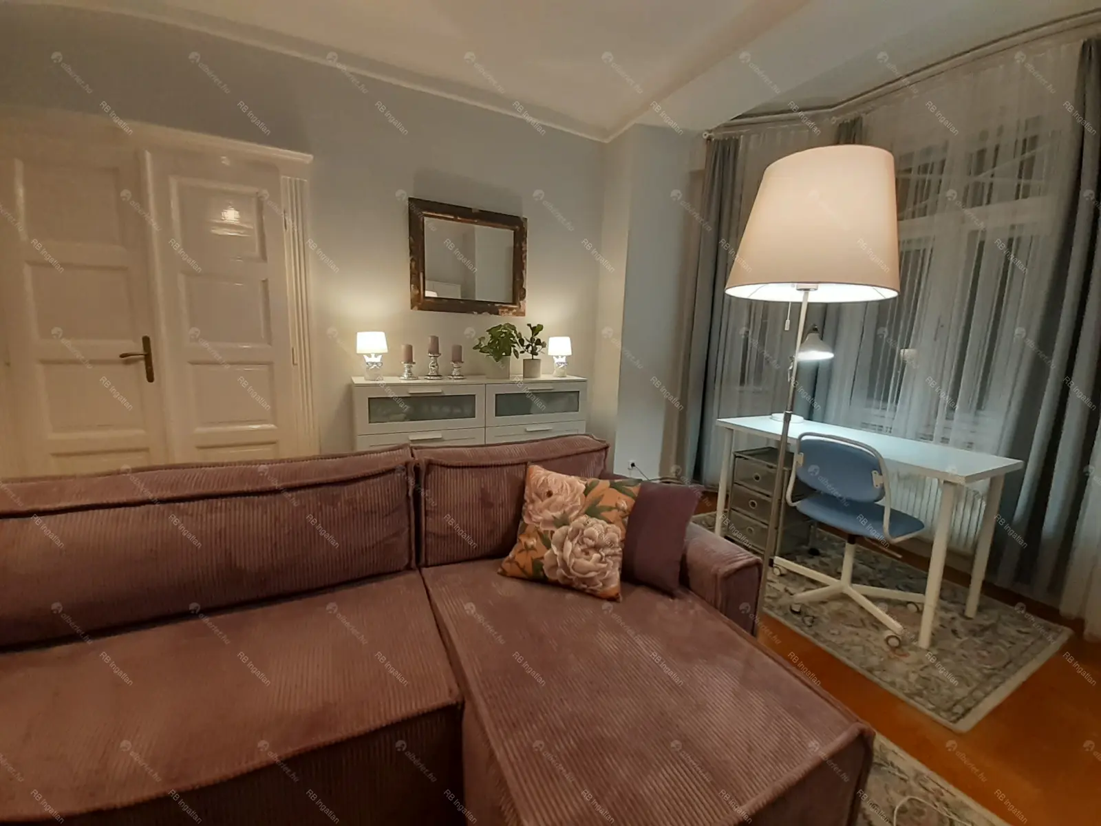 Kiadó albérlet 400000 Ft/hó áron: Budapest, VII. kerület  Bethlen Gábor tér. Mérete: 73 nm, 2 szobás | Alberlet.hu - 6646202