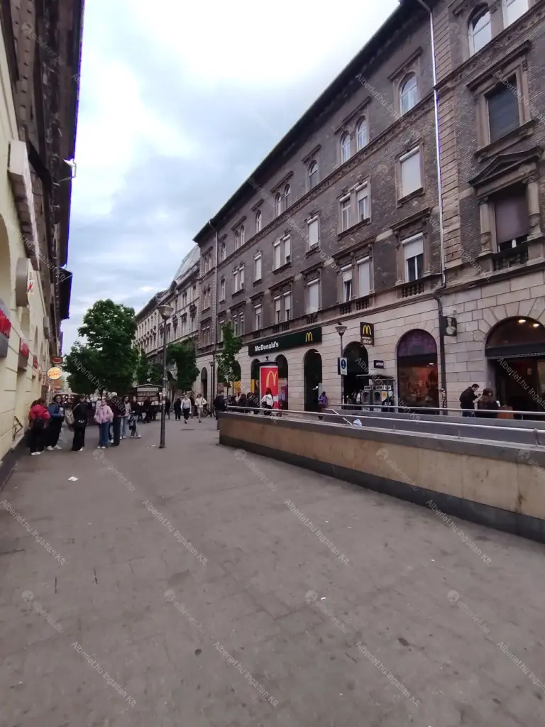 Kiadó albérlet 200000 Ft/hó áron: Budapest, VII. kerület  Bethlen Gábor utca. Mérete: 32 nm, 1 szobás | Alberlet.hu - 6709555