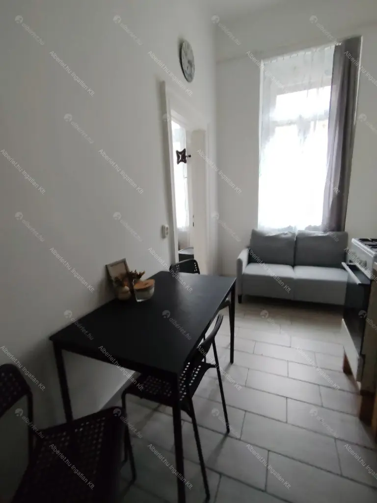 Kiadó albérlet 200000 Ft/hó áron: Budapest, VII. kerület  Bethlen Gábor utca. Mérete: 32 nm, 1 szobás | Alberlet.hu - 6709561