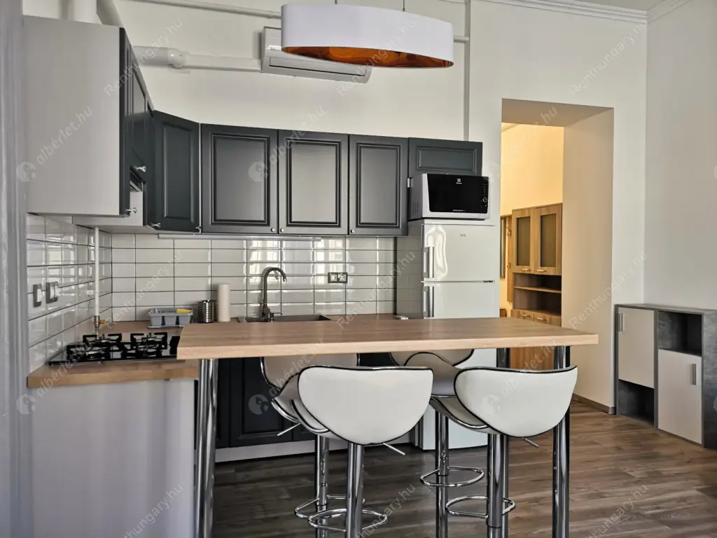 Kiadó albérlet 260000 Ft/hó áron: Budapest, VII. kerület  Bethlen Gábor utca. Mérete: 73 nm, 2 szobás | Alberlet.hu - 6567201