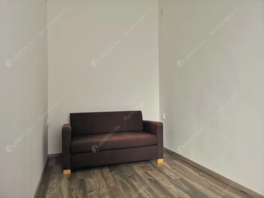 Kiadó albérlet 260000 Ft/hó áron: Budapest, VII. kerület  Bethlen Gábor utca. Mérete: 73 nm, 2 szobás | Alberlet.hu - 6567209