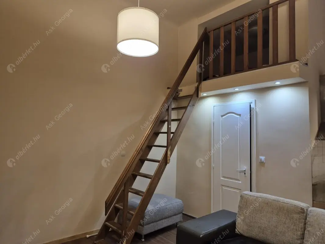 Kiadó albérlet 160000 Ft/hó áron: Budapest, VII. kerület  Csengery utca. Mérete: 28 nm, 1 szobás | Alberlet.hu - 6575844