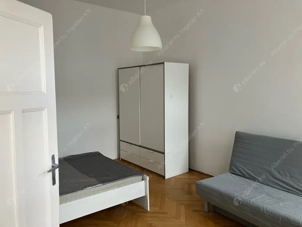 Kiadó albérlet 190000 Ft/hó áron: Budapest, VII. kerület  Csengery utca. Mérete: 30 nm, 1 szobás | Alberlet.hu - 6598314