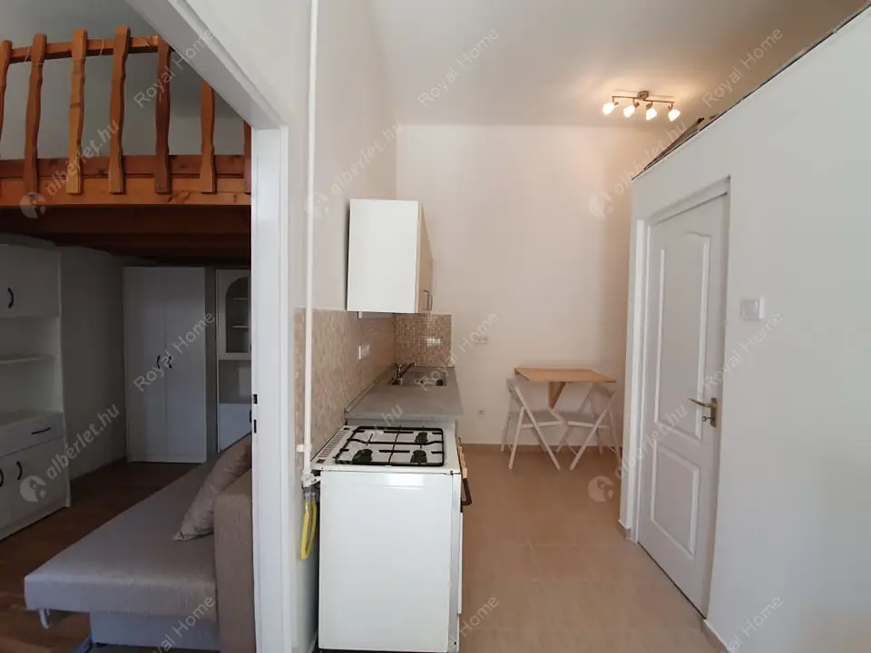Kiadó albérlet 180000 Ft/hó áron: Budapest, VII. kerület  Csengery utca. Mérete: 35 nm, 1 szobás | Alberlet.hu - 5655617