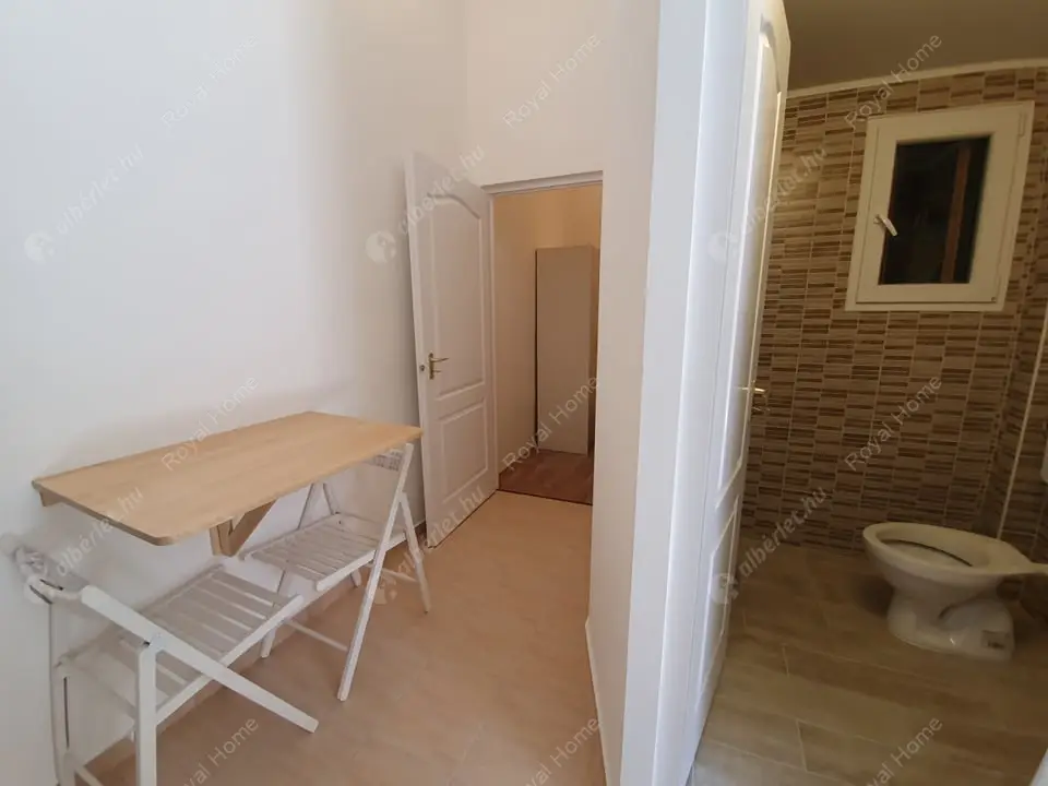 Kiadó albérlet 180000 Ft/hó áron: Budapest, VII. kerület  Csengery utca. Mérete: 35 nm, 1 szobás | Alberlet.hu - 5655621