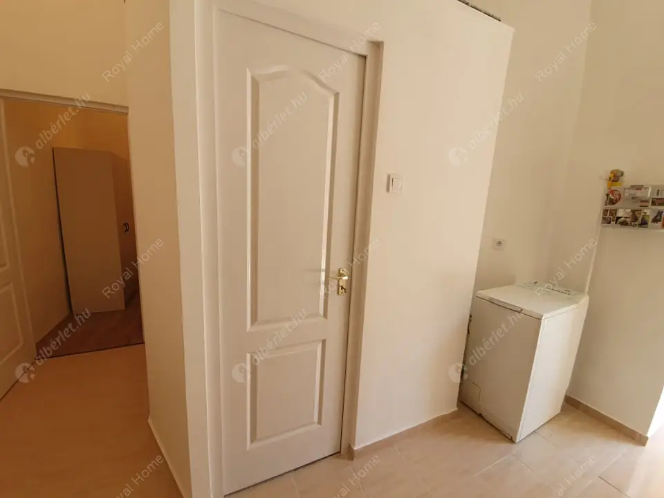 Kiadó albérlet 180000 Ft/hó áron: Budapest, VII. kerület  Csengery utca. Mérete: 35 nm, 1 szobás | Alberlet.hu - 5655627