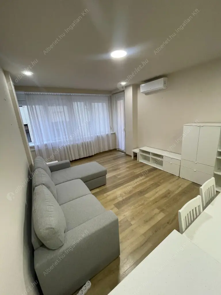 Kiadó albérlet 290000 Ft/hó áron: Budapest, VII. kerület  Csengery utca. Mérete: 43 nm, 2 szobás | Alberlet.hu - 6553747