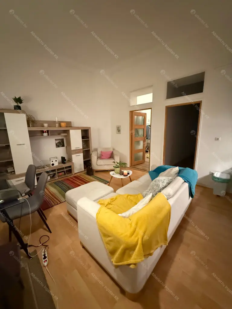 Kiadó albérlet 125000 Ft/hó áron: Budapest, VII. kerület  Csengery utca. Mérete: 58 nm, 3 szobás | Alberlet.hu - 6679652